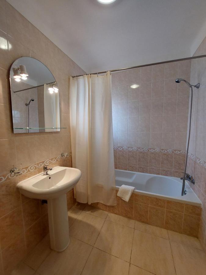 Apartamento Sunny Velamar Patroves Luaran gambar